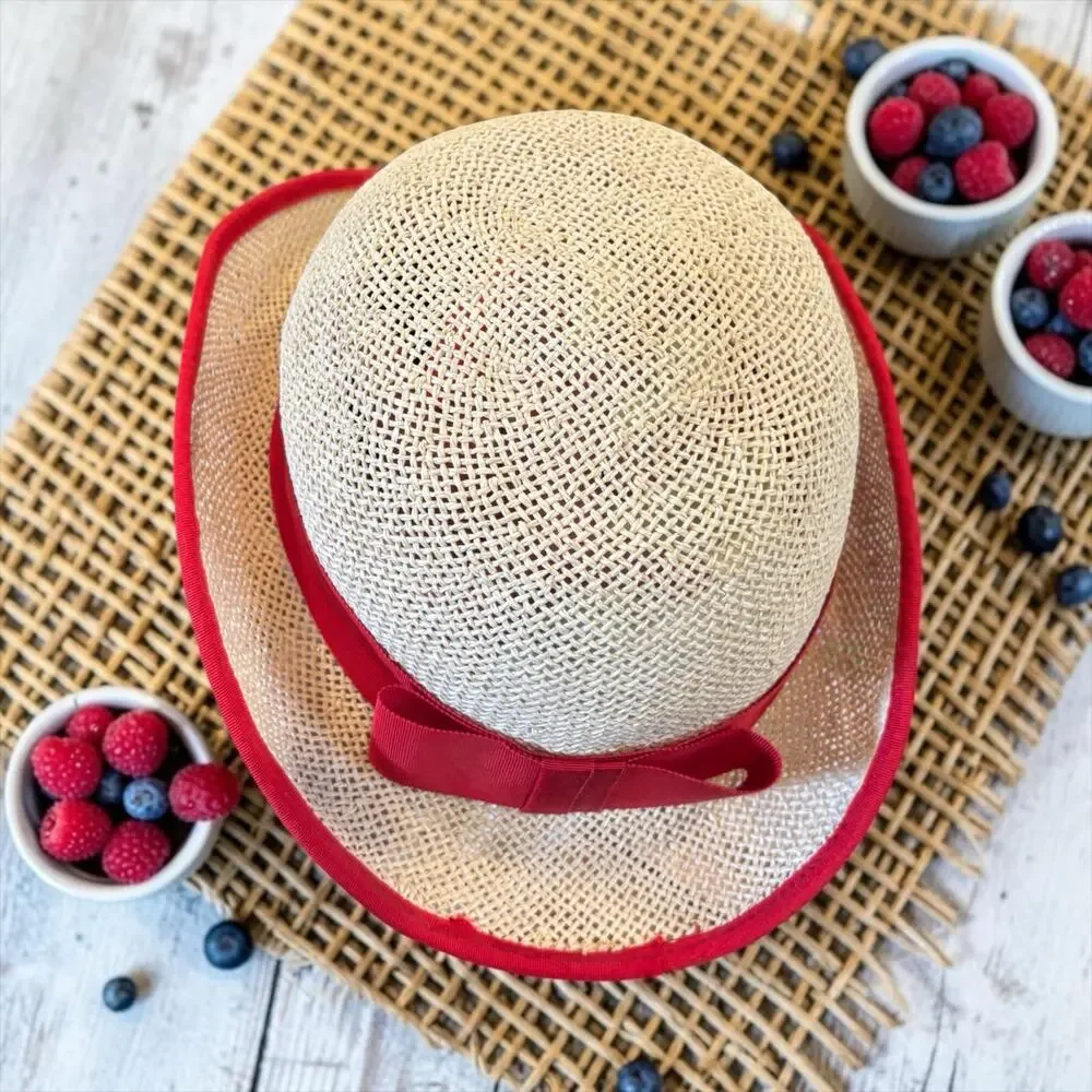 50s Red Ribbon Straw Cloche Hat Cinderella New York Picnic Rockabilly